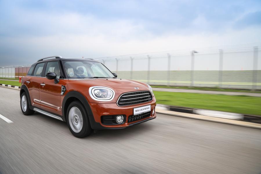  Mini Cooper Countryman 2017 года  (SG) (фото 2 из 8)